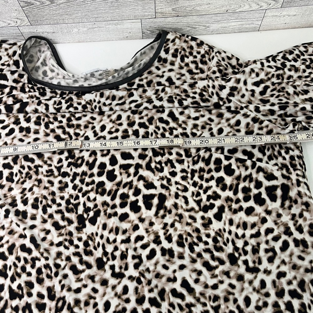 Calvin Klein Top Women 2X Brown Leopard Print Bell Sleeve Faux Leather Trim - Picture 6 of 8